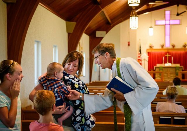 Immanuel Lutheran Church, Livermore, Iowa, and Zion Evangelical Lutheran Church, Lu Verne, Iowa, greets Alicia Woods and her family, including Rachael, Max and baby Drew at the church in Livermore on Sunday, July 9, 2017. LCMS Communications/Erik M. Lunsford