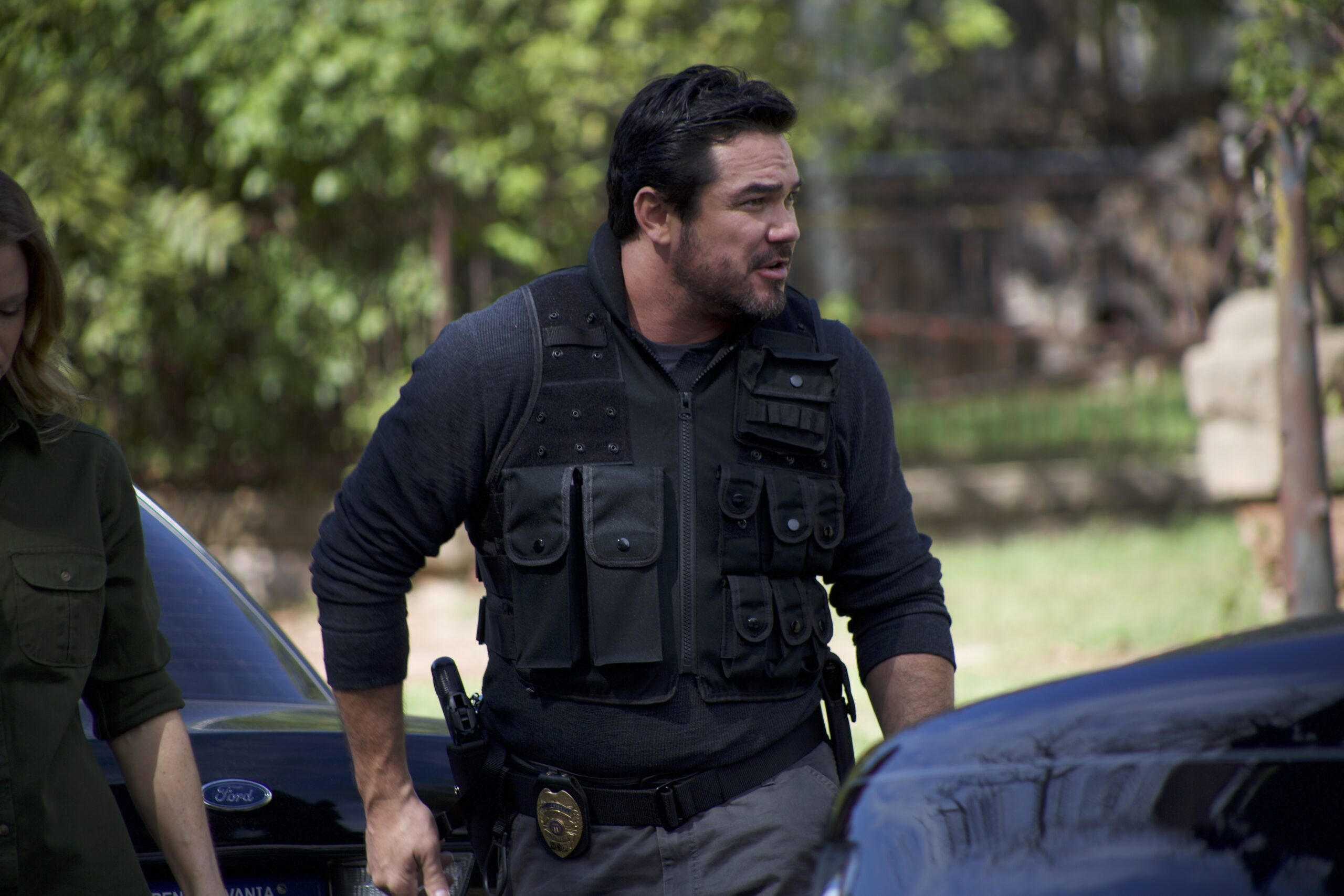 Dean Cain as Detective James Woods