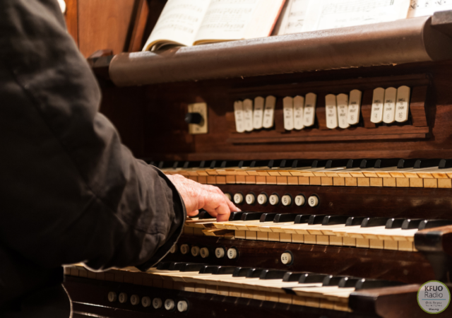 picking hymnody