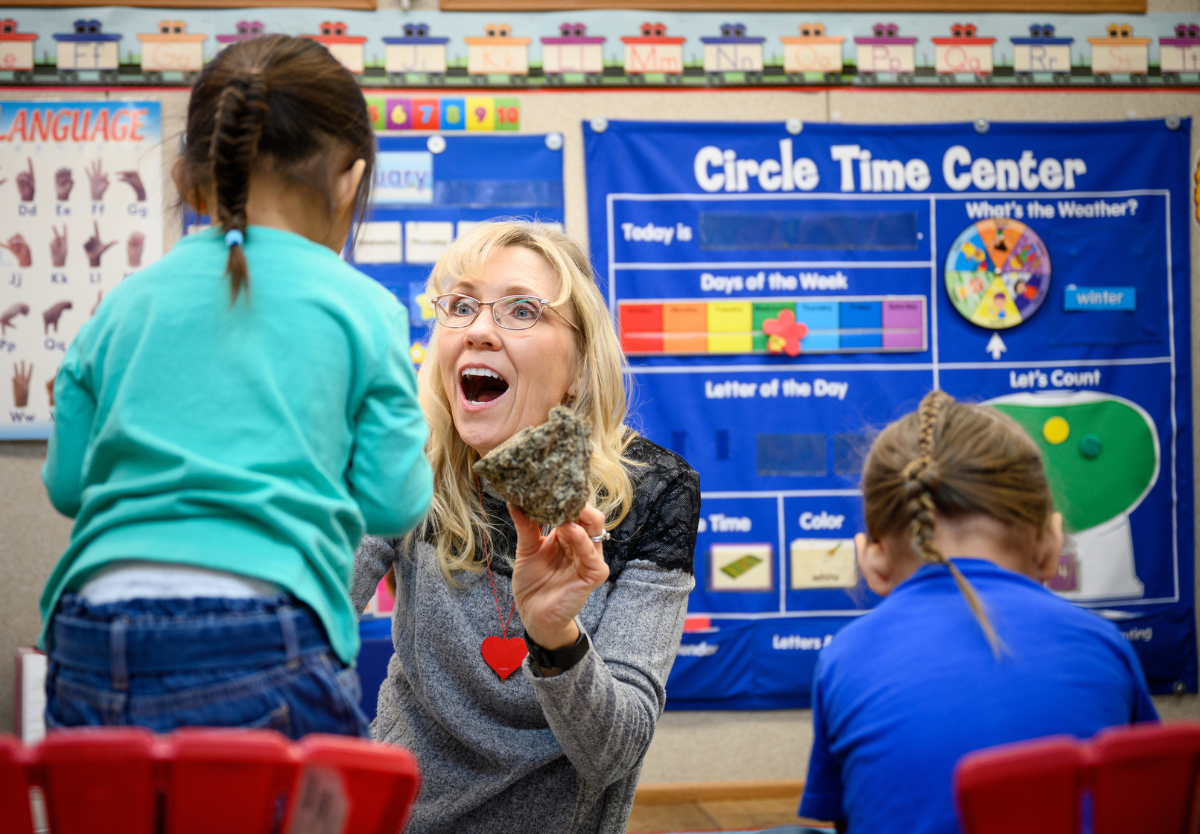 Sheyrl Tietz, teacher and director, Jesus Our Savior Preschool, Winnebago, Nebraska teaches indigenous children about the love of Jesus, January 11, 2023. LCMS Communications/Erik M. Lunsford